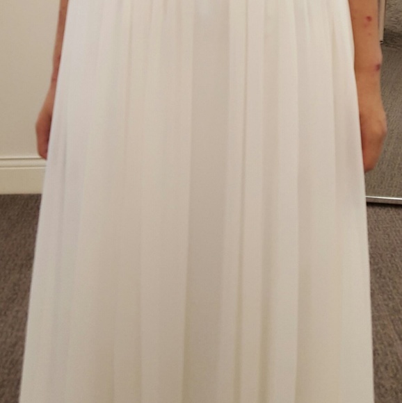 Wedding dress - Picture 3 of 5